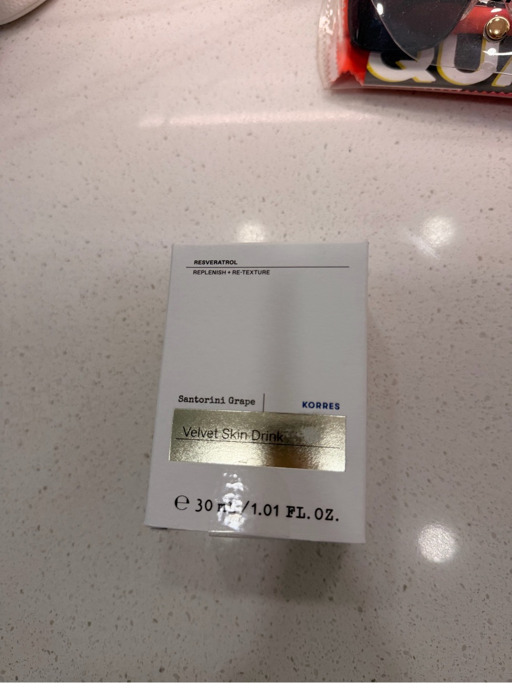Korres Velvet Skin Drink Santorini Grape White & Gold Pack
